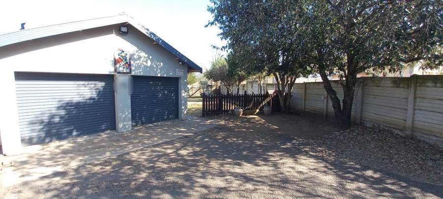 5 Bedroom Property for Sale in Panorama Free State
